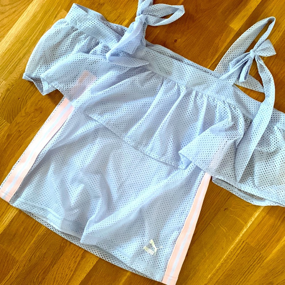 Puma cold off shoulder active top NWOT
